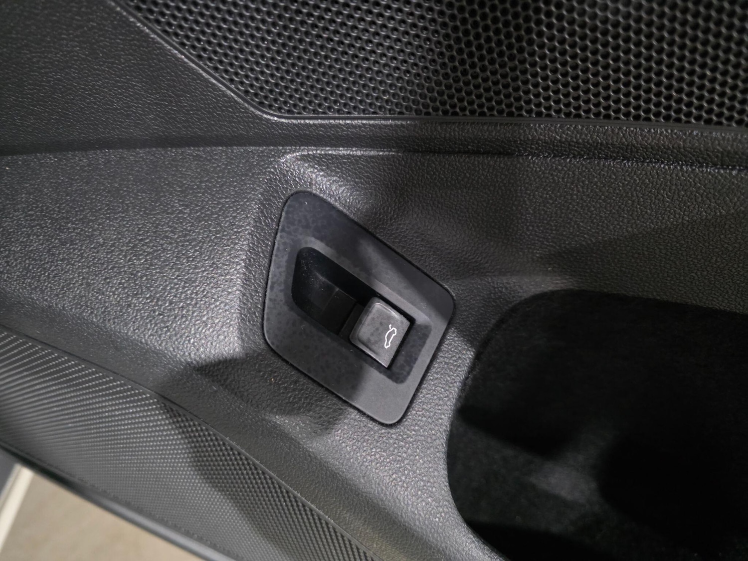 Used Volkswagen Passat 2019 for sale - 76597356: Photo 16