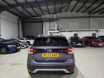 Used Volkswagen T-Cross 2022 for sale - 77040119: Photo