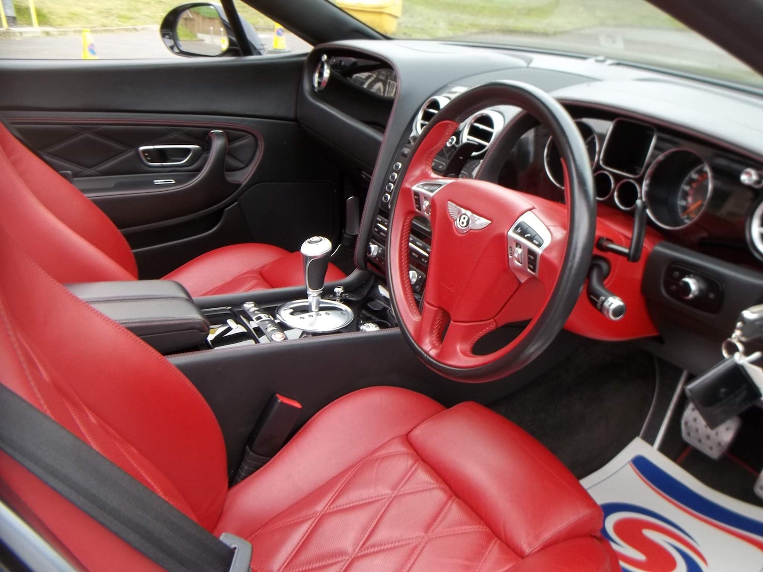 Used Bentley Continental 2011 for sale - 76988276: Photo 33