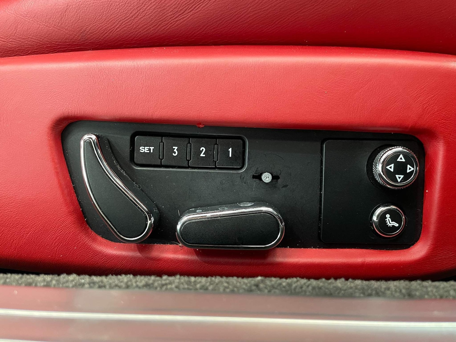 Used Bentley Continental 2011 for sale - 76988276: Photo 52