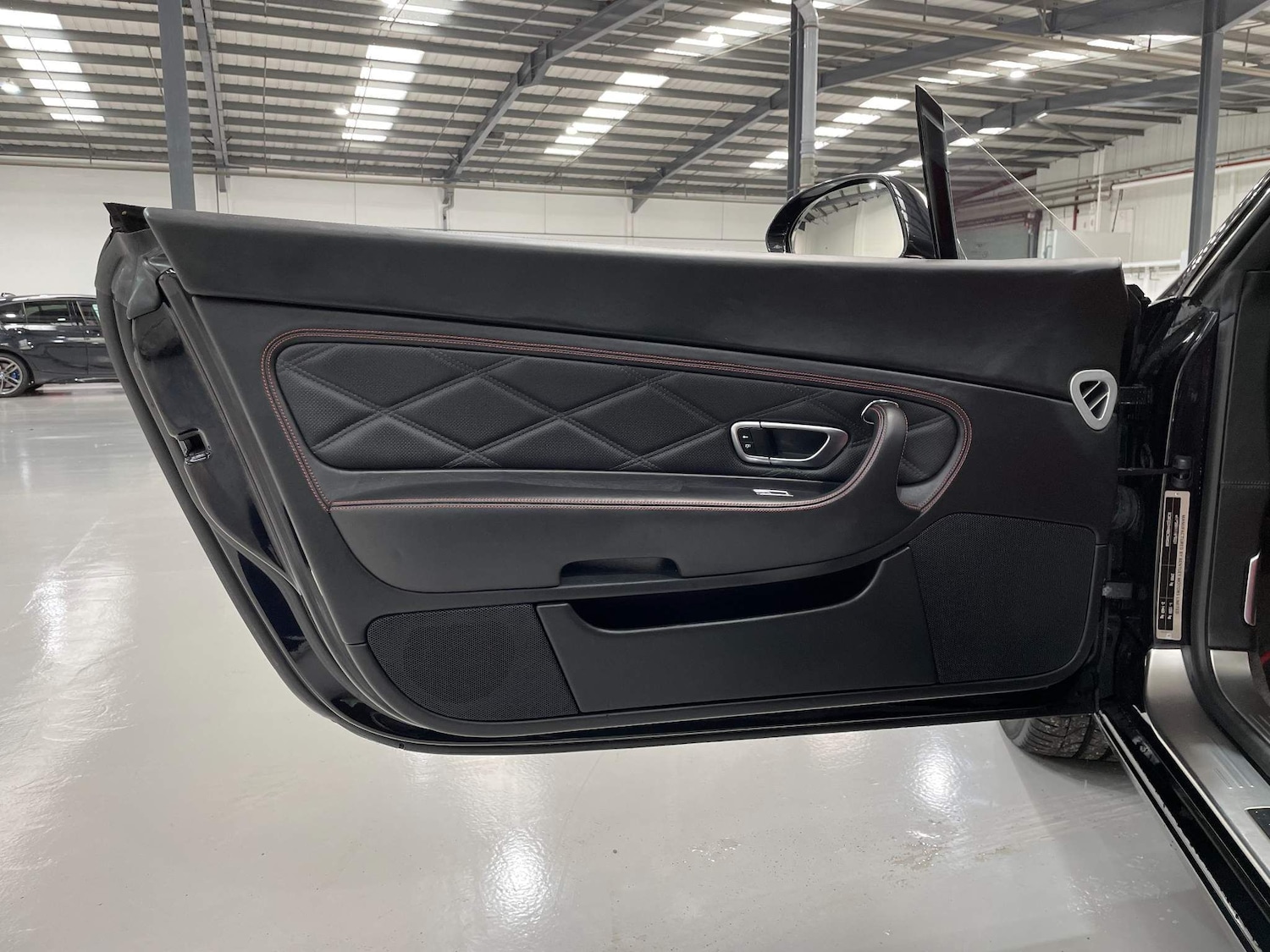 Used Bentley Continental 2011 for sale - 76988276: Photo 56