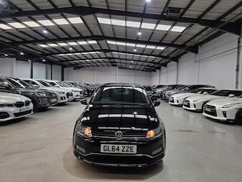 Used Volkswagen Polo 2015 for sale - 75552232: Photo