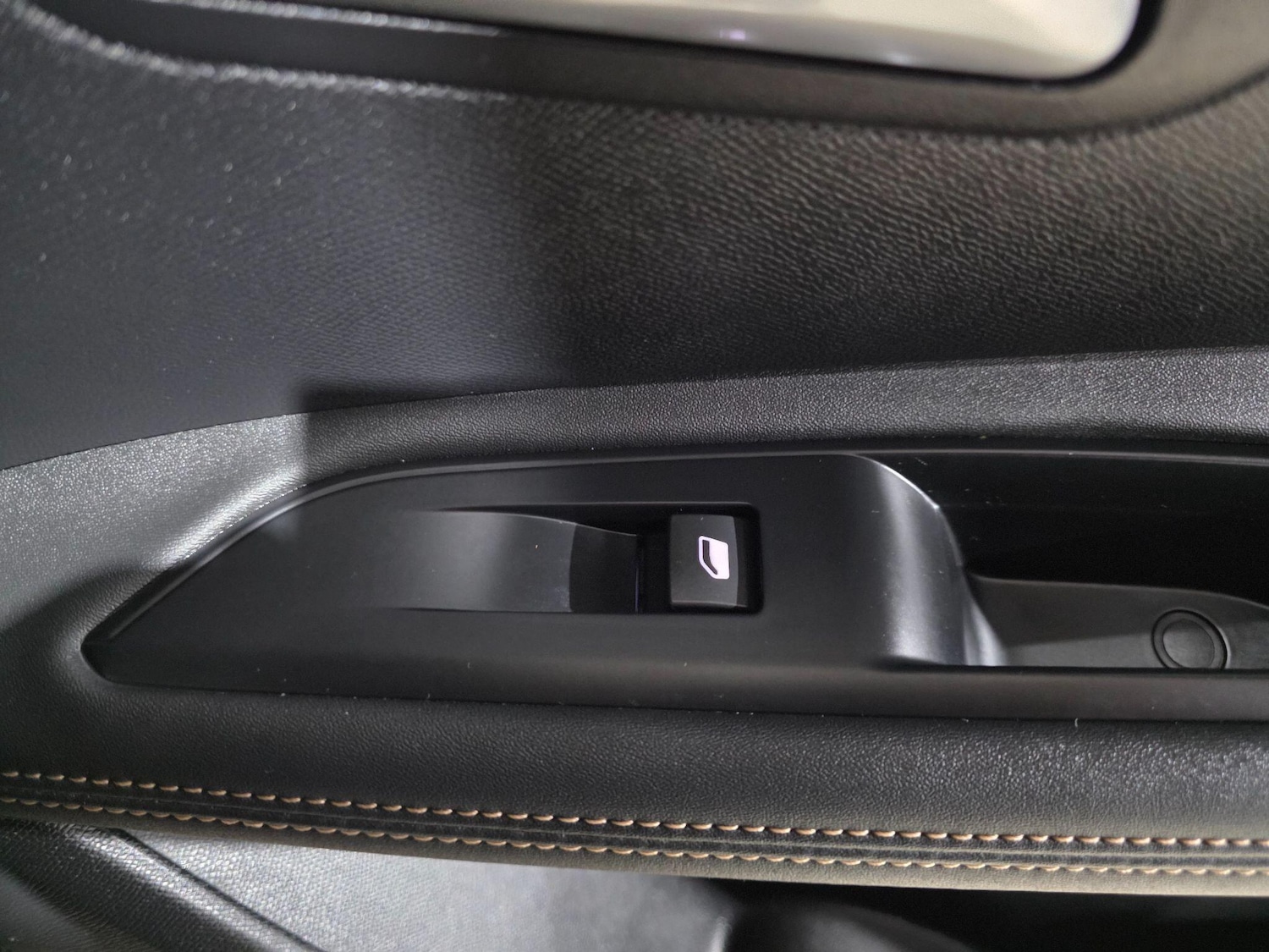 Used Peugeot 5008 2020 for sale - 76866010: Photo 27