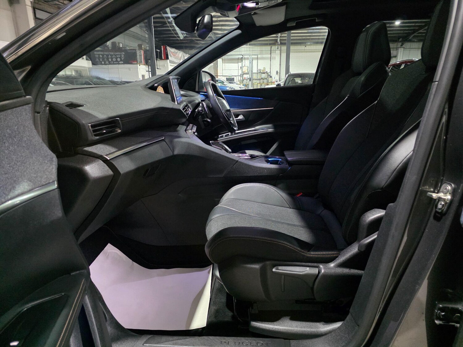 Used Peugeot 5008 2020 for sale - 76866010: Photo 32