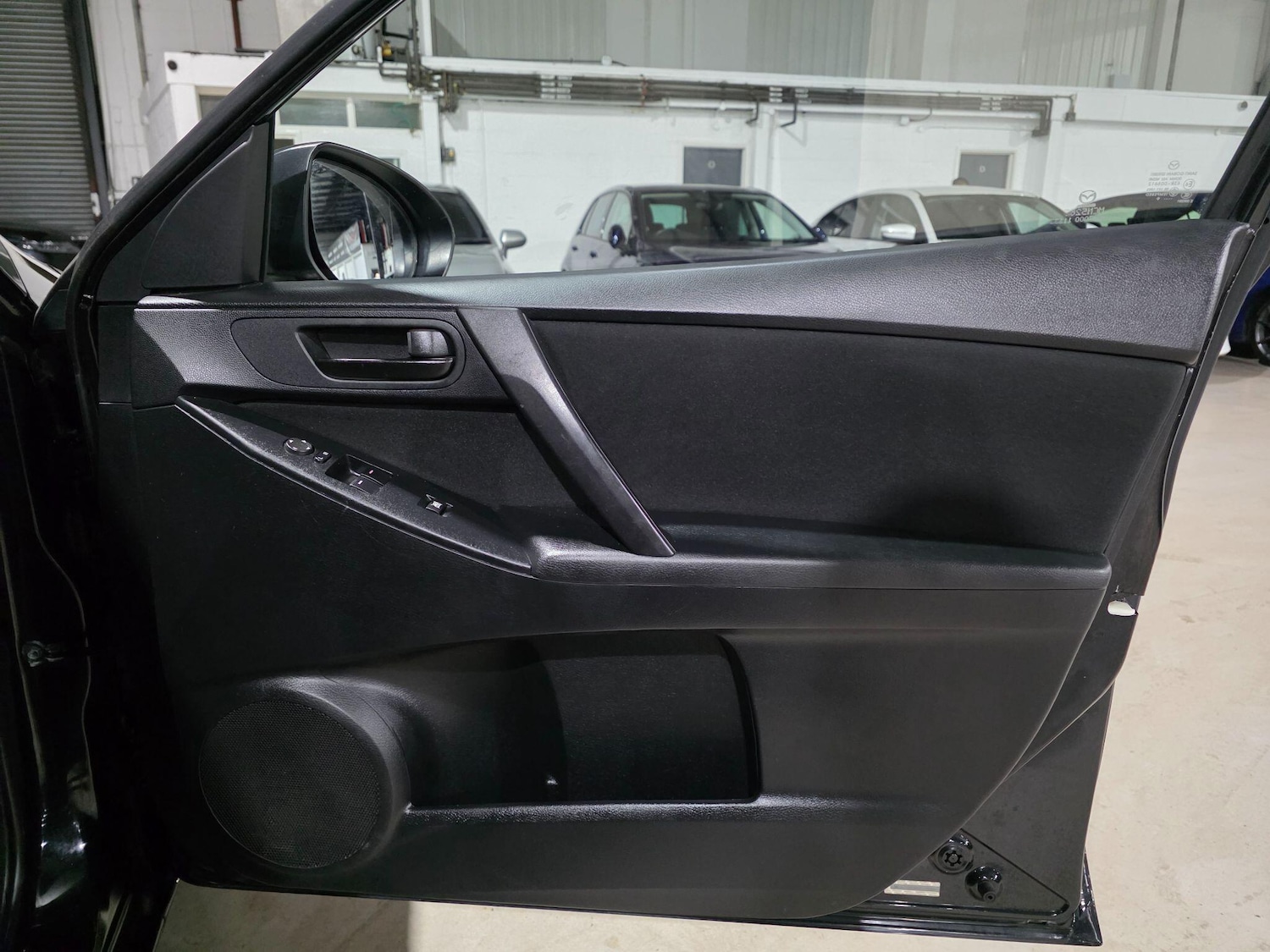 Used Mazda Mazda3 2009 for sale - 77054044: Photo 11