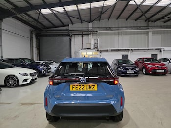 Used Toyota Yaris Cross 2022 for sale - 77331404: Photo