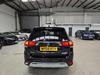 Used Mitsubishi Outlander 2018 for sale - 76424092: Photo