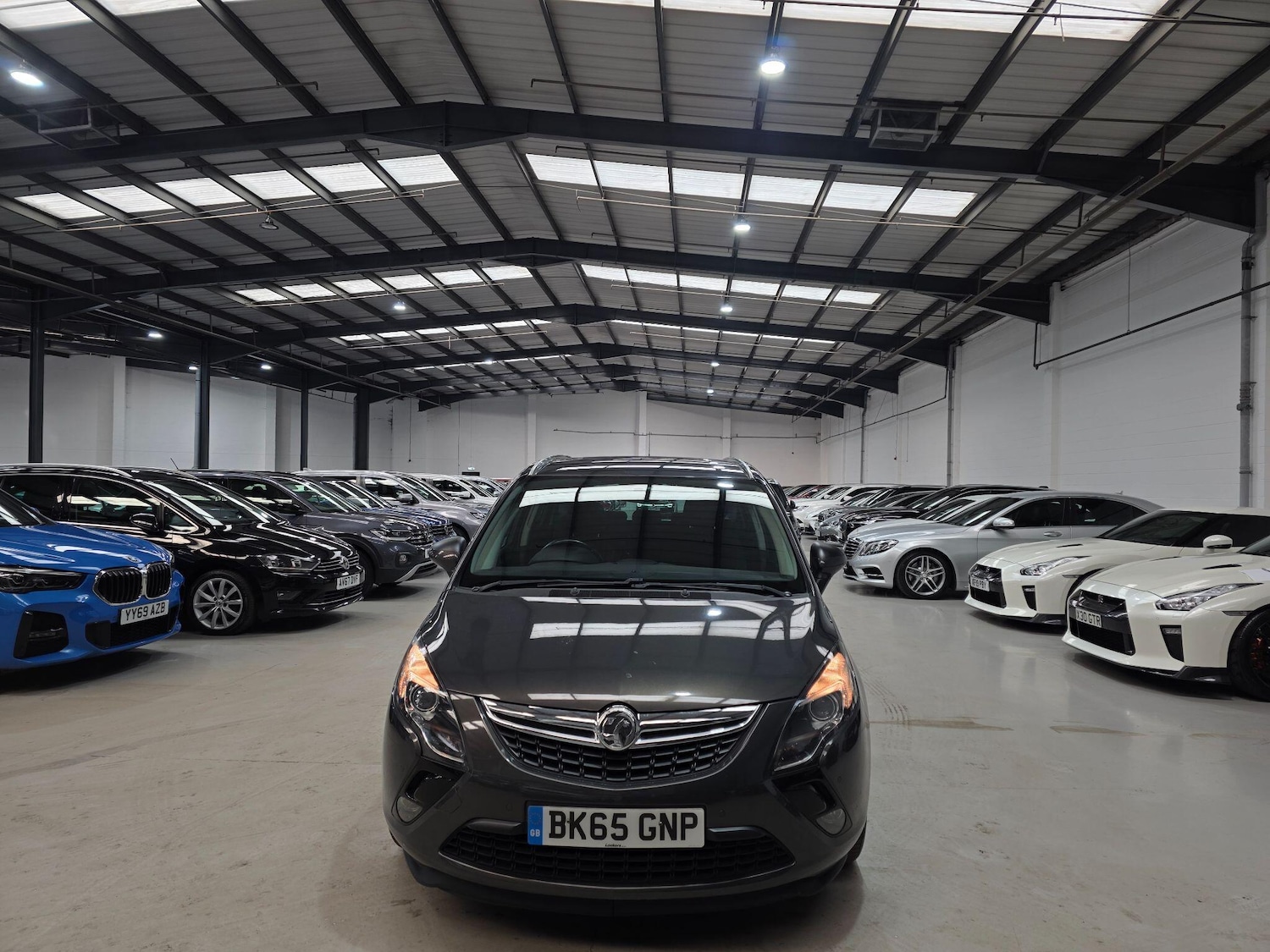 Used Vauxhall Zafira Tourer for sale - 77957975: Photo 2