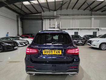 Used Mercedes-Benz GLC 2018 for sale - 75552829: Photo