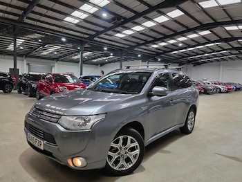 Used Mitsubishi Outlander 2015 for sale - 77574817: Photo