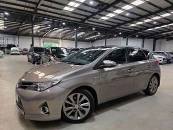 2015 (15) - 1.8 VVT-h Excel CVT Euro 5 (s/s) 5dr