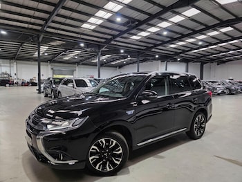 Mitsubishi - Outlander