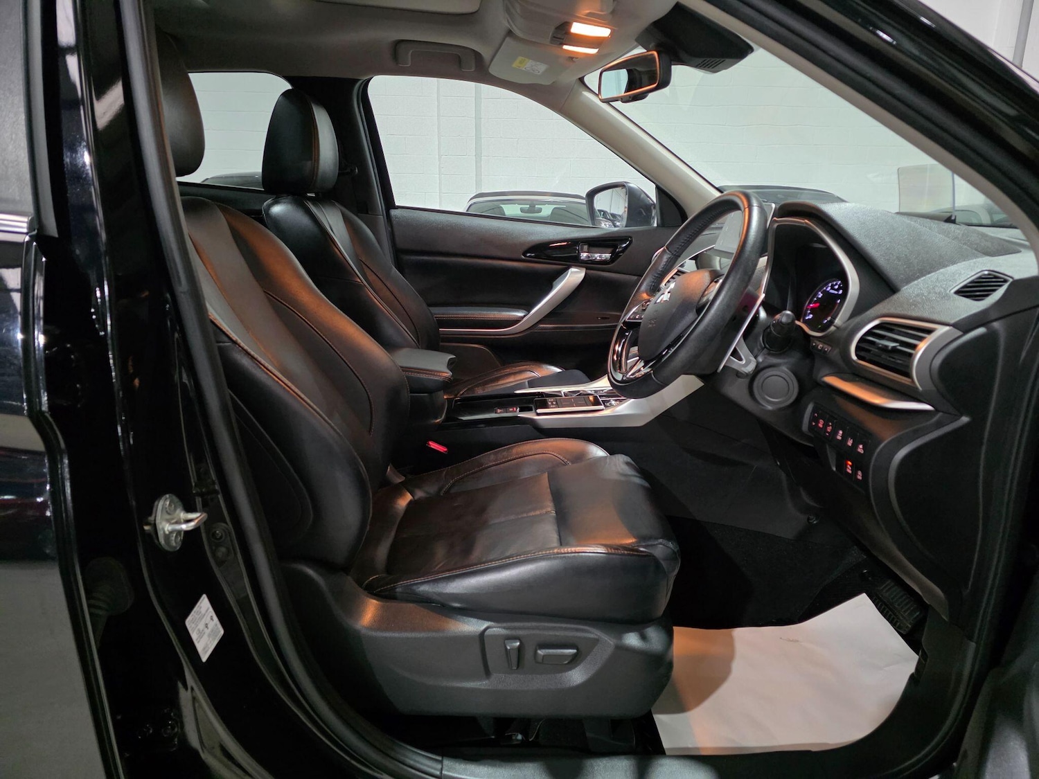 Used Mitsubishi Eclipse Cross 2021 for sale - 76824262: Photo 6