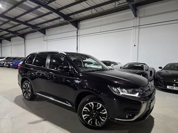 Used Mitsubishi Outlander 2017 for sale - 76137249: Photo