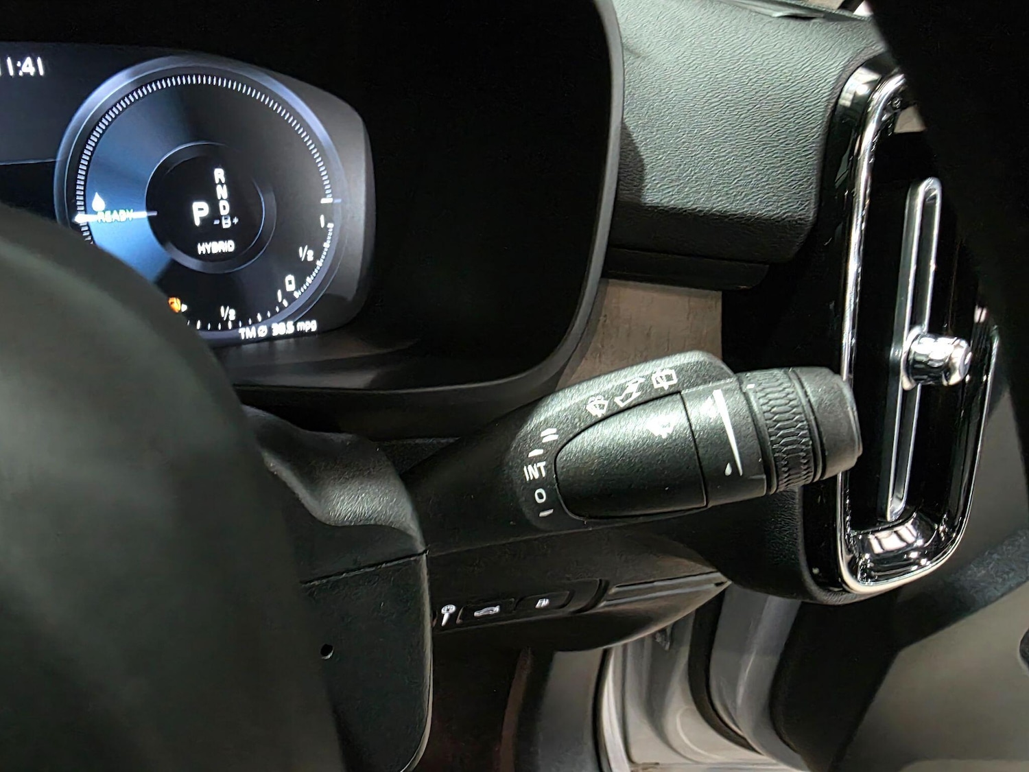 Used Volvo XC40 for sale - 76997440: Photo 23