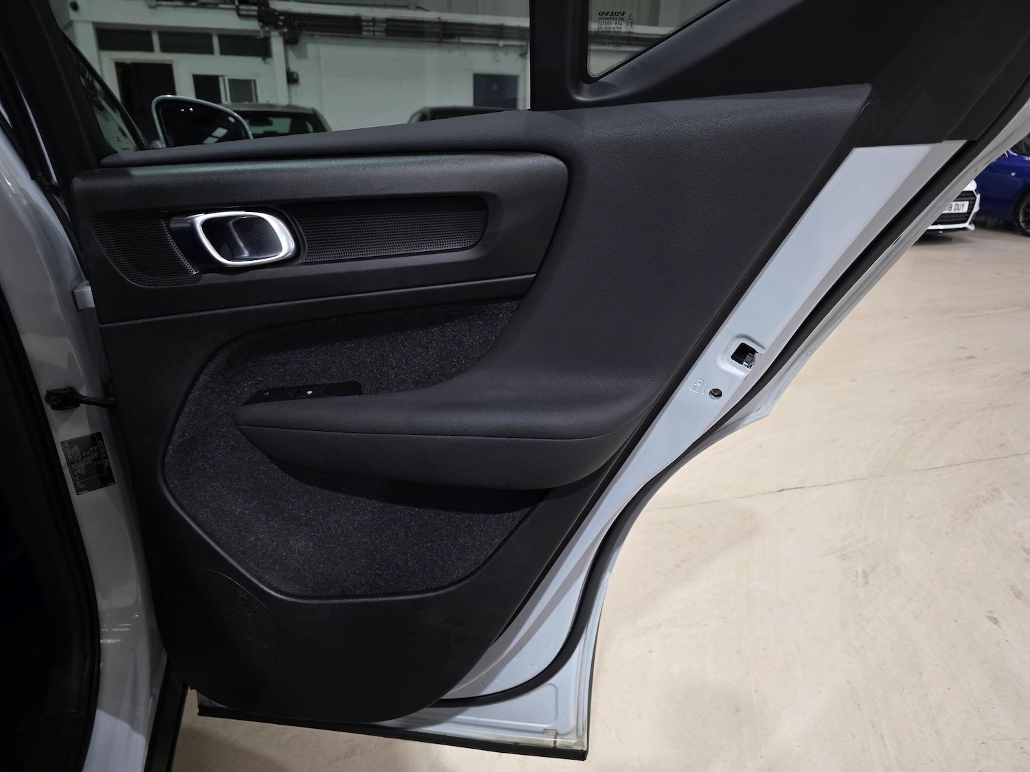 Used Volvo XC40 for sale - 76997440: Photo 26