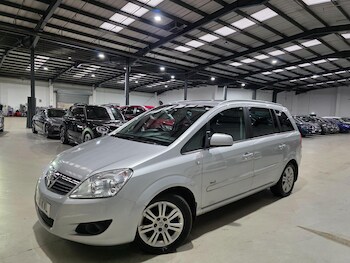 2011 (11) - 1.8 16V Design Euro 5 5dr