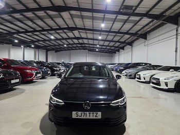 Used Volkswagen Golf 2021 for sale - 76701097: Photo