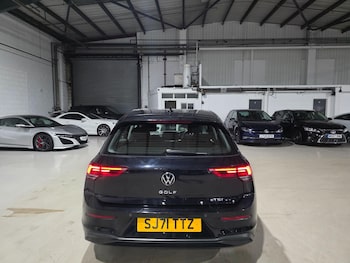 Used Volkswagen Golf 2021 for sale - 76701097: Photo