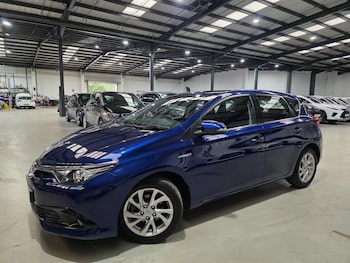 2017 (67) - 1.8 VVT-h Business Edition CVT Euro 6 (s/s) 5dr (Safety Sense)