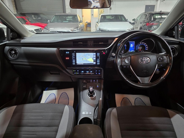 Used Toyota Auris 2017 for sale - 75364087: Photo 5
