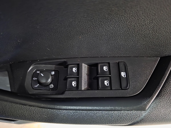 Used Skoda Karoq 2020 for sale - 76042525: Photo 15