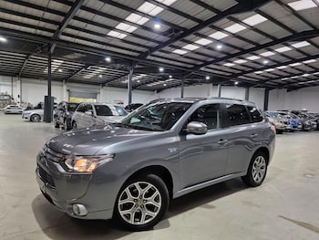 Mitsubishi - Outlander
