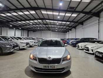Used Skoda Superb 2019 for sale - 78170212: Photo