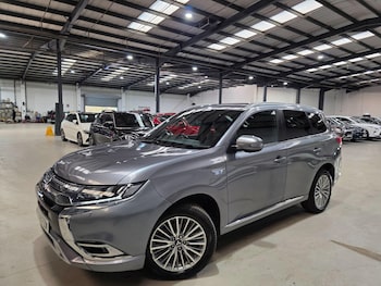 Mitsubishi - Outlander