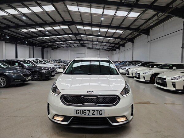 Used Kia Niro 2017 for sale - 75071440: Photo 2