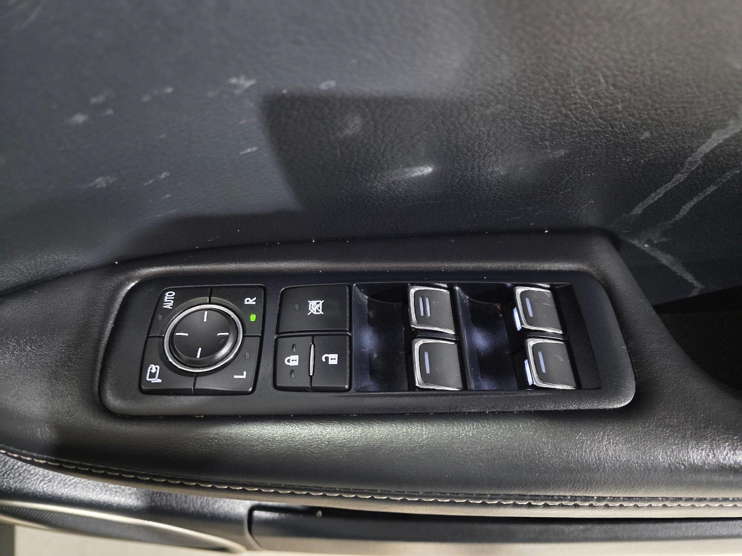 Used Lexus RX 2018 for sale - 77017048: Photo 18