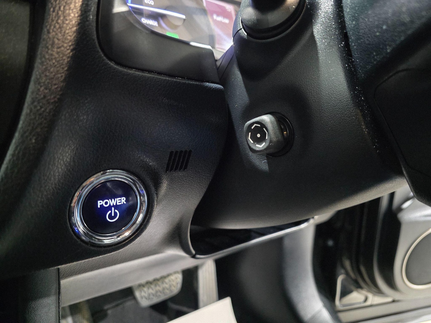 Used Lexus RX 2018 for sale - 77017048: Photo 26