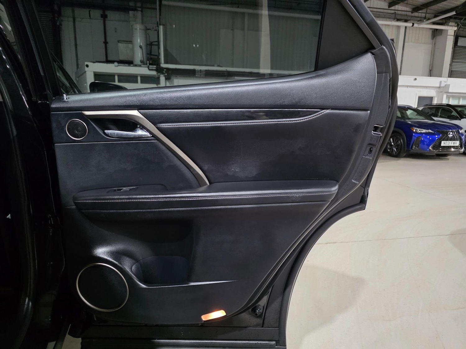 Used Lexus RX 2018 for sale - 77017048: Photo 27