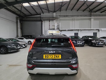 Used Kia Niro 2023 for sale - 76728553: Photo