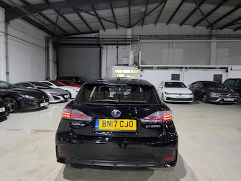 Used Lexus CT 2017 for sale - 76325946: Photo 4