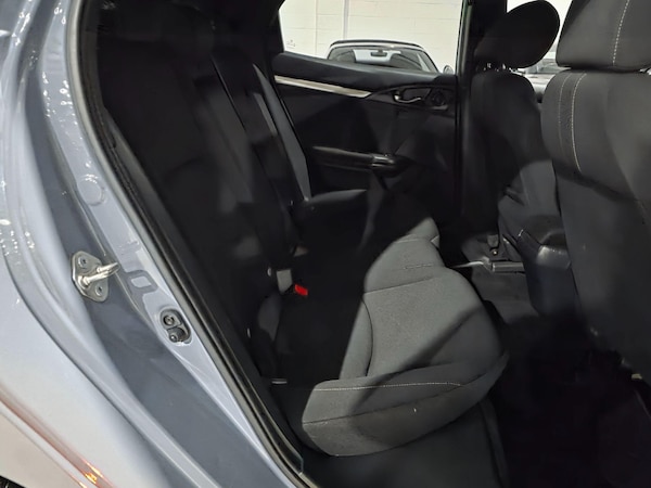 Used Honda Civic 2018 for sale - 76073137: Photo 22