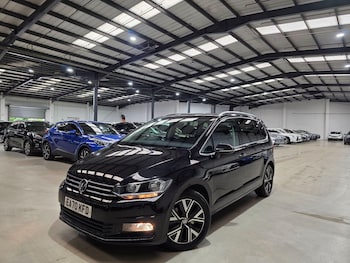 Used Volkswagen Touran 2020 for sale - 78586814: Photo