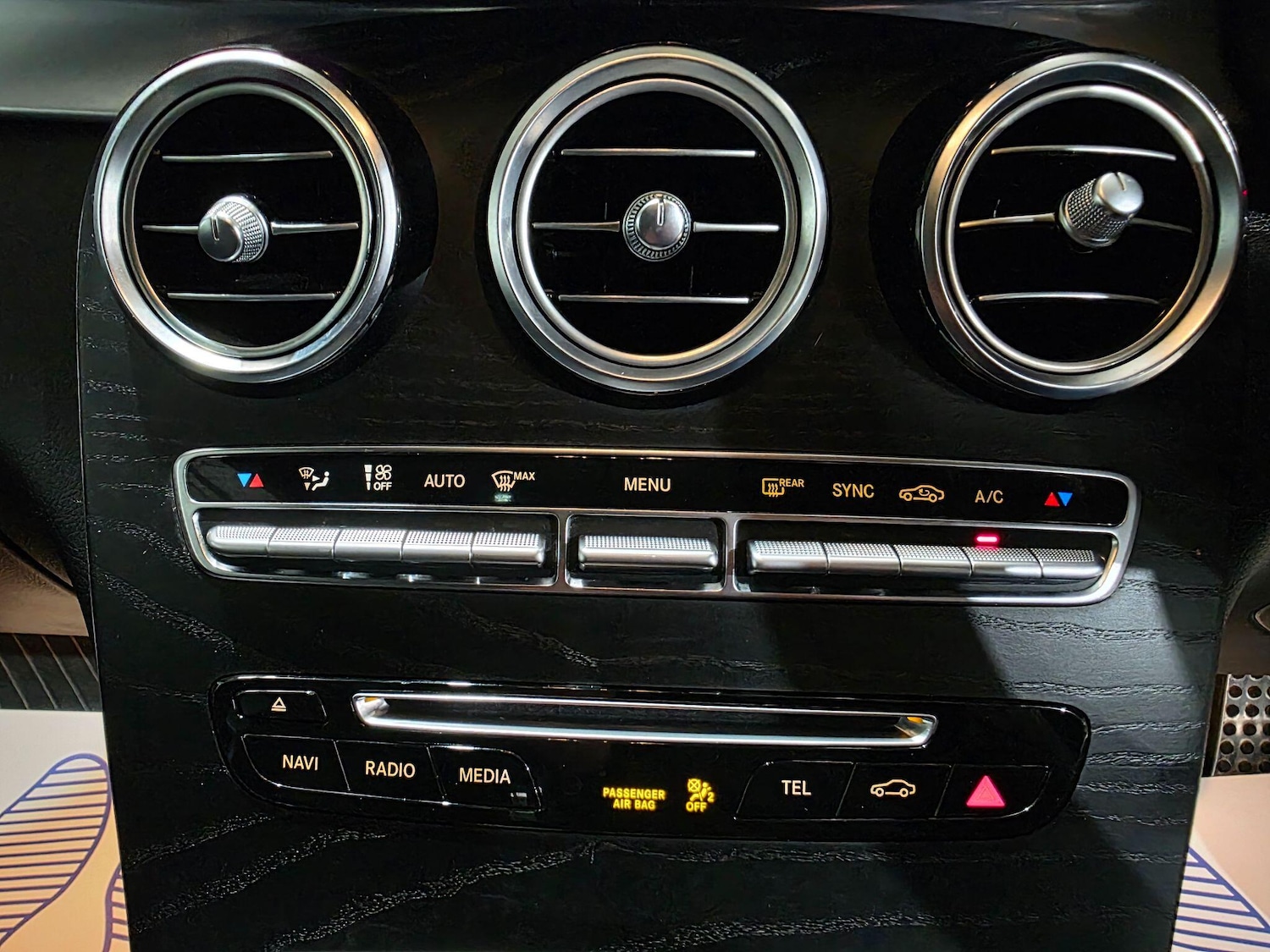 Used Mercedes-Benz GLC 2018 for sale - 77191647: Photo 10