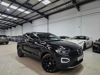 Used Volkswagen T-Roc 2021 for sale - 78170512: Photo