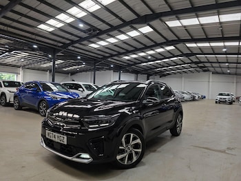 Used Kia Stonic 2025 for sale - 78833980: Photo