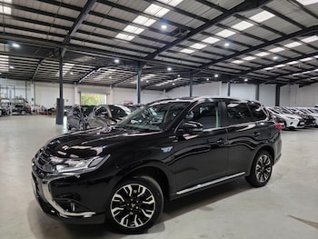 Mitsubishi - Outlander