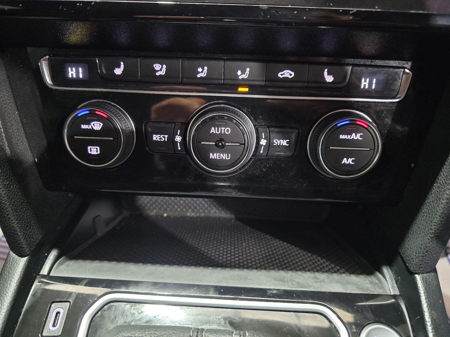 Used Volkswagen Arteon 2019 for sale - 77657622: Photo 9