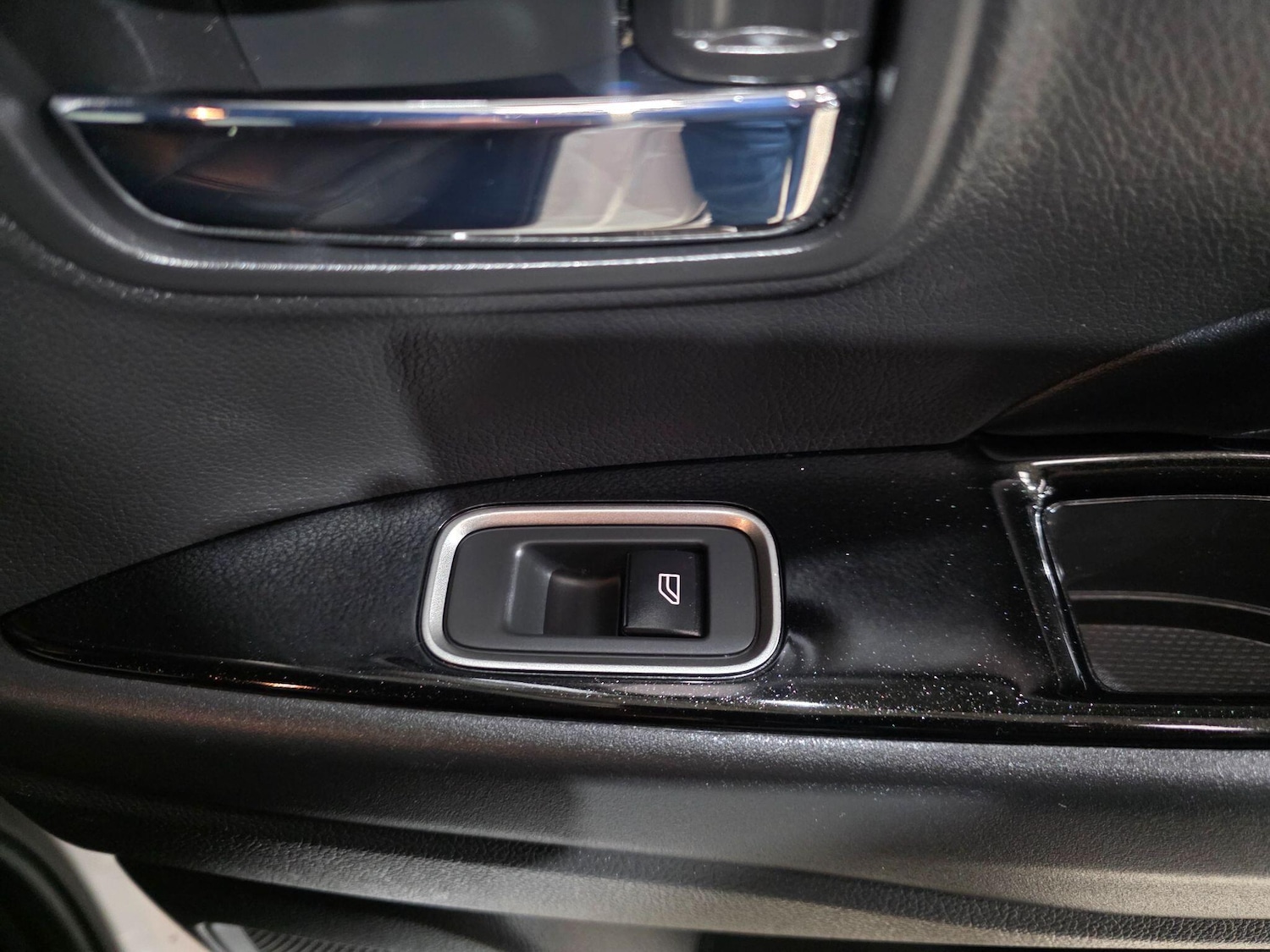 Used Mitsubishi Outlander 2021 for sale - 76850038: Photo 21