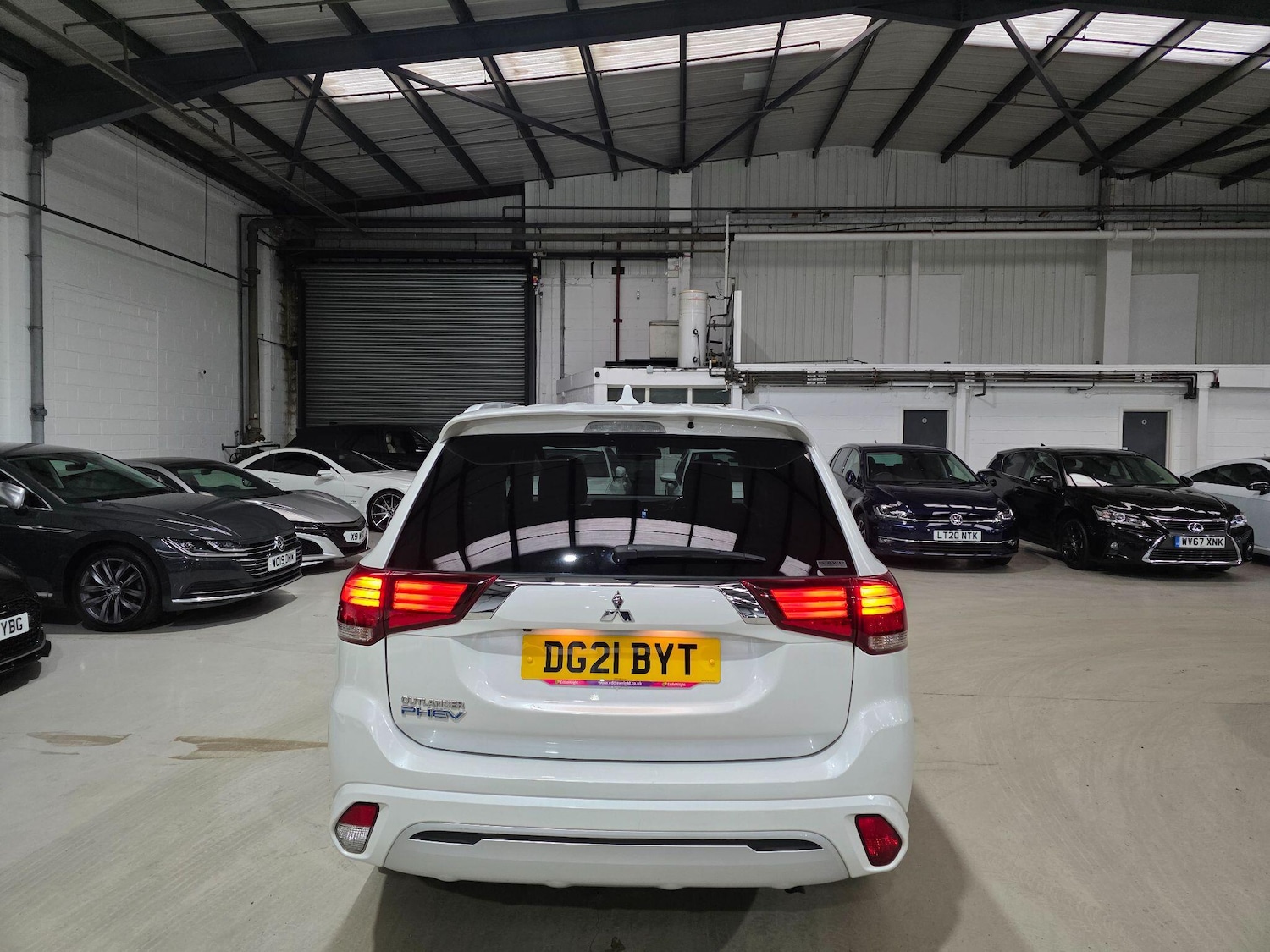 Used Mitsubishi Outlander 2021 for sale - 76850038: Photo 4