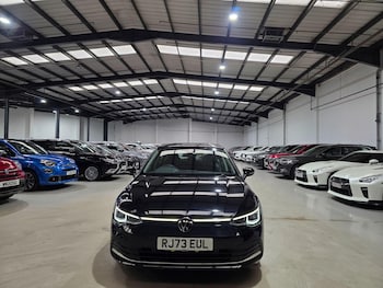 Used Volkswagen Golf 2023 for sale - 77574028: Photo