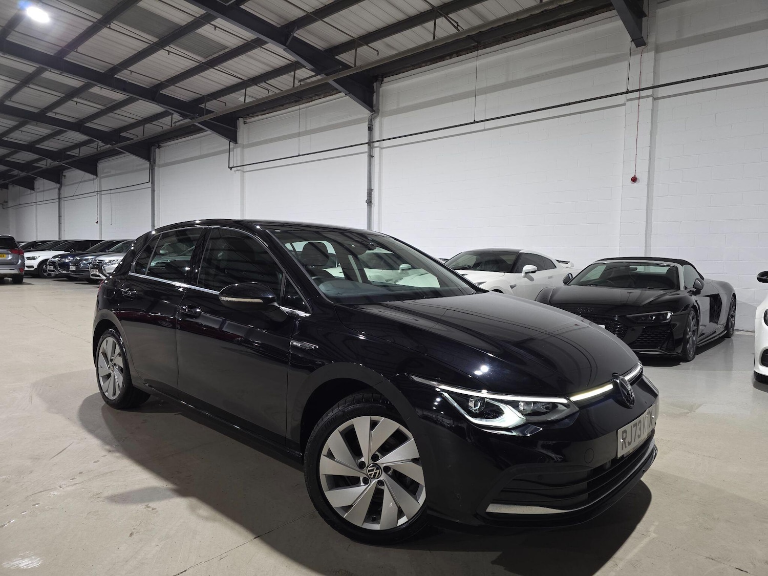 Used Volkswagen Golf 2023 for sale - 77291856: Photo 3
