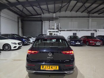 Used Volkswagen Golf 2023 for sale - 77291856: Photo