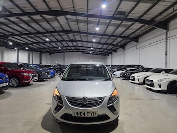 Used Vauxhall Zafira Tourer 2014 for sale - 77057585: Photo