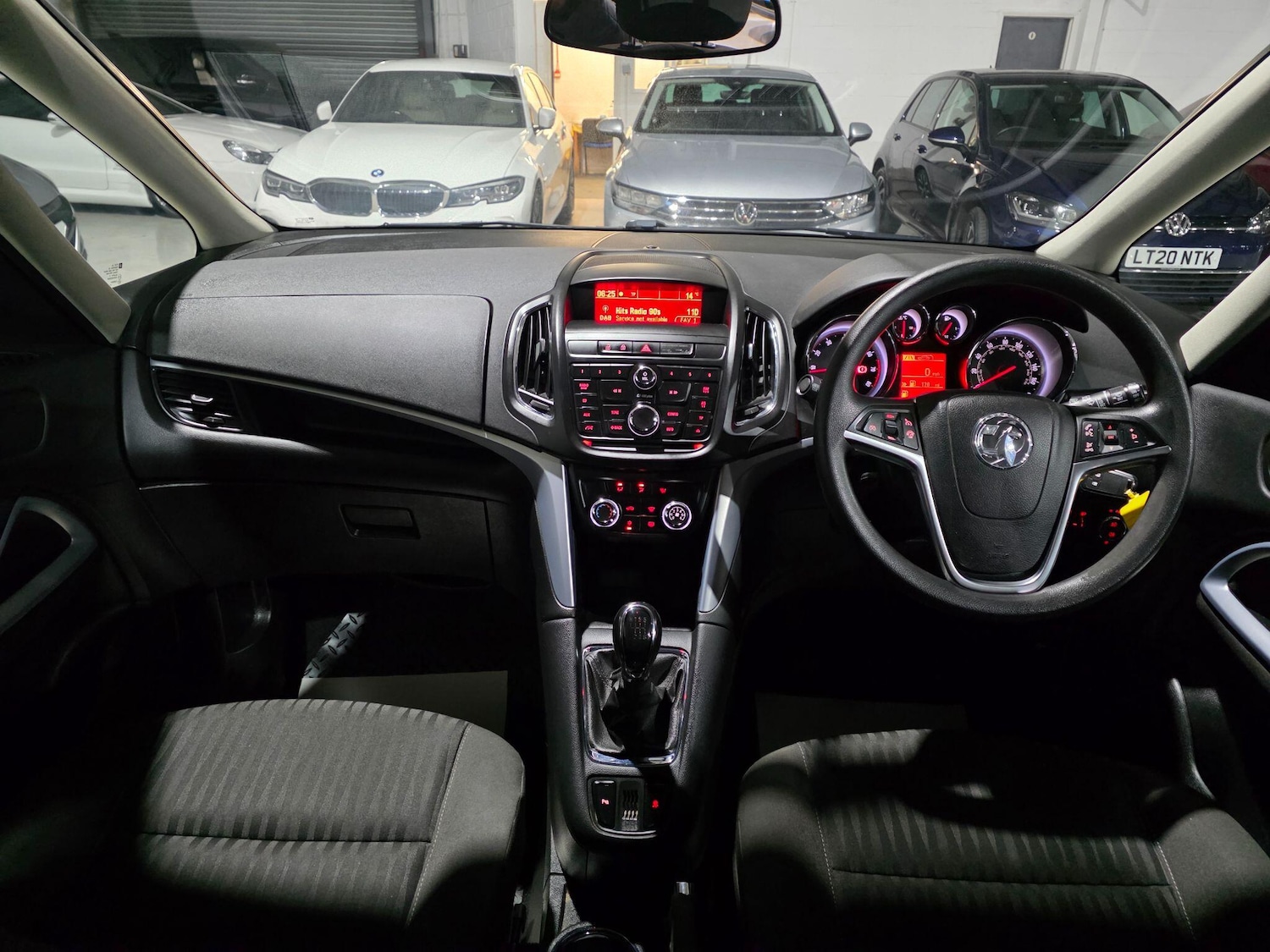 Used Vauxhall Zafira Tourer for sale - 77057585: Photo 5