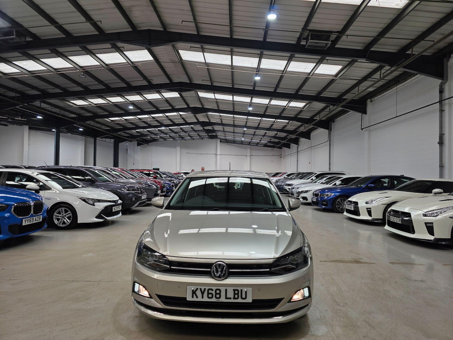 Used Volkswagen Polo for sale - 78085889: Photo 2